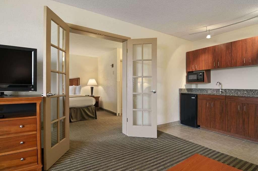 Baymont By Wyndham Macon I-75 Μοτέλ Εξωτερικό φωτογραφία