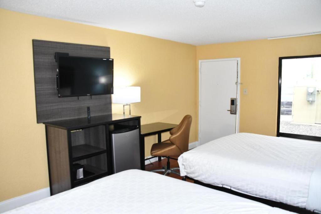 Baymont By Wyndham Macon I-75 Μοτέλ Εξωτερικό φωτογραφία